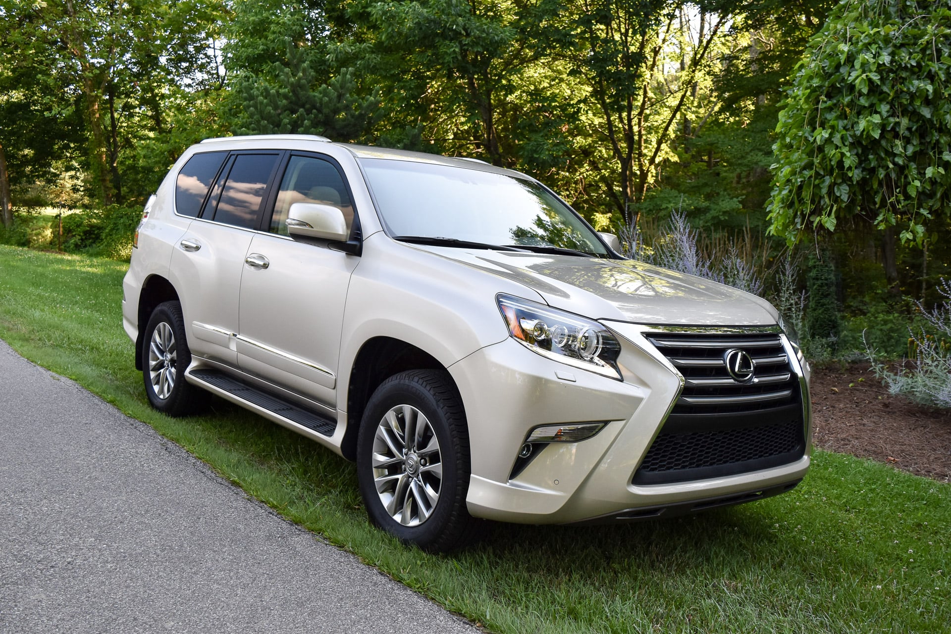 Авито джи икс. Лексус джип gx 460. Lexus gx460 2022. Лексус джи икс 460. Лексус gx460.