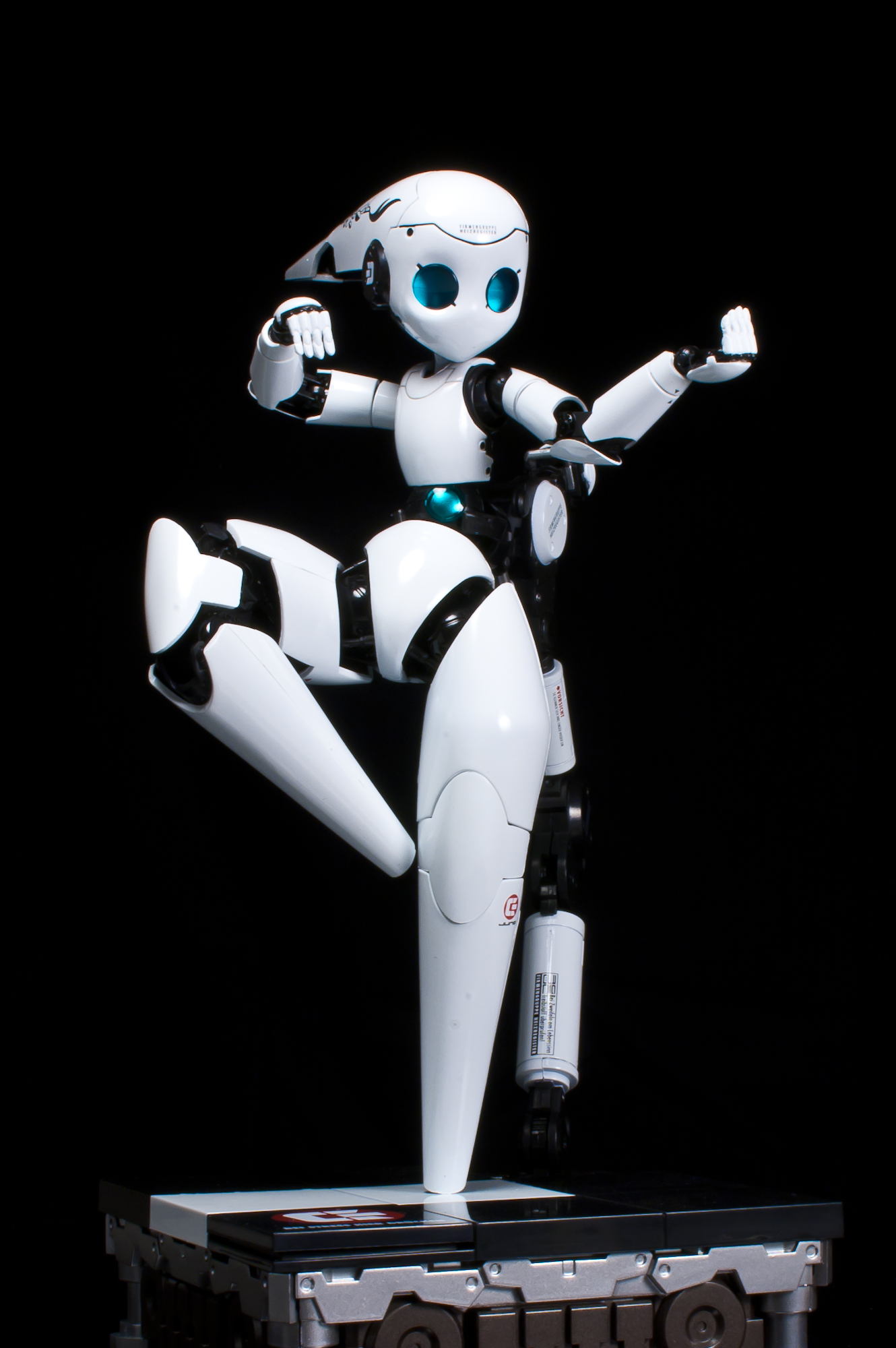 Loona smart robot r34. Робот Drossel von Flugel. Робот Drossel SFM. Робот Drossel 18. Роботы r34.